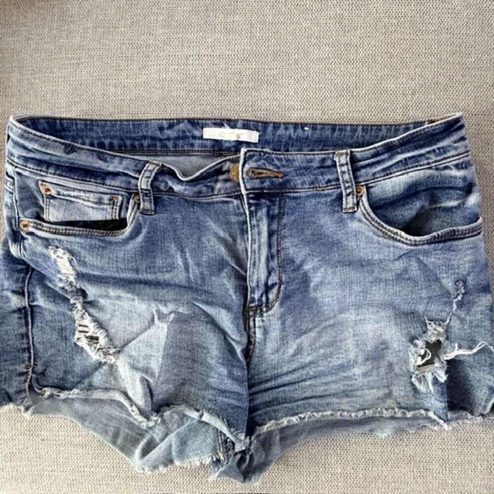 STS Blue denim shorts